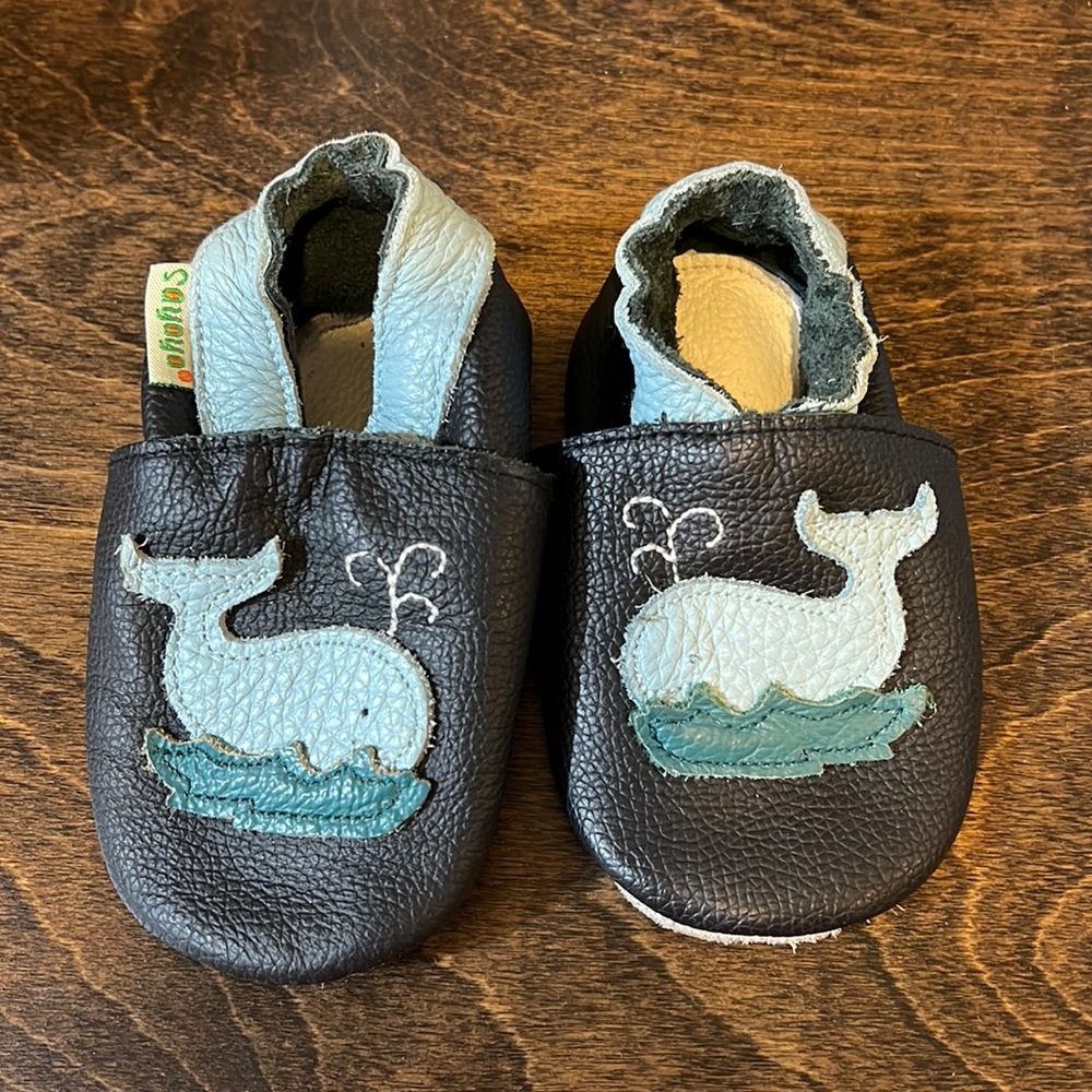 Sayoyo leather whale baby walking shoes 6-12 months